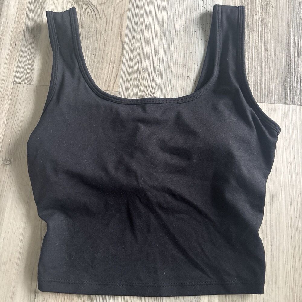 NWOT Halara Black Cross Back Sports Bra With Pads Size XS